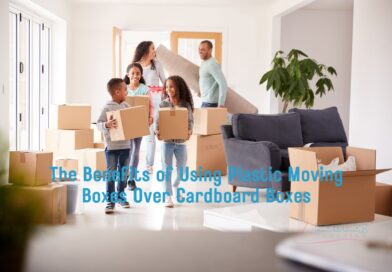 The Benefits of Using Plastic Moving Boxes Over Cardboard Boxes